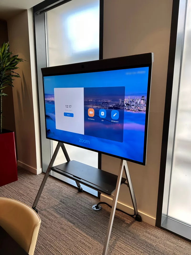 Neat Board home screen for Zoom Rooms, with buttons for a test meeting, joining a meeting and the whiteboard